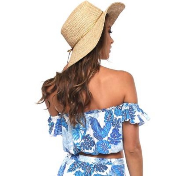 Blue Palms Crop Top - Picture 3 of 4